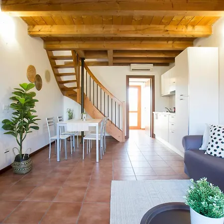 Experia Golf Loft - Italian Homing Апартаменты *